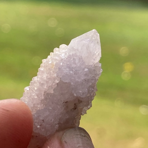 White/clear Spirit Quartz with Citrine included & Amethyst phantom in point - Picture 8 of 8